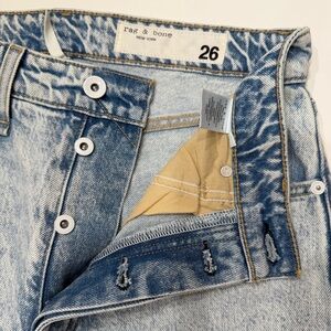 NWOT ✨ rag & bone Nina High-Rise Shorty Cigarette jeans in MICA